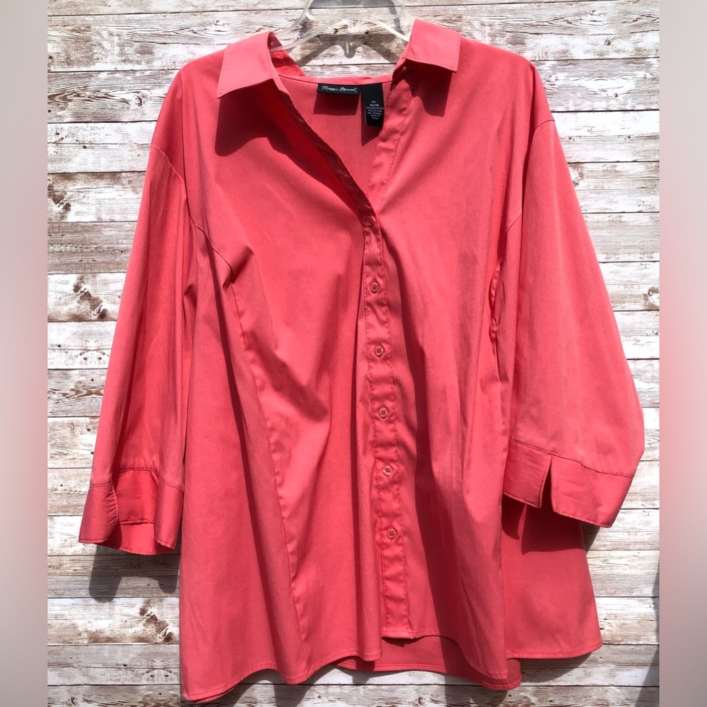 Maggie Barnes long sleeves, button up blouse.  Size 3X. Peachy coral color.